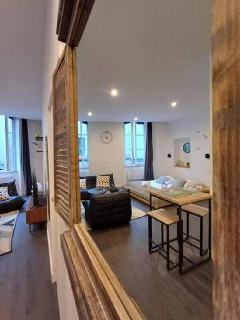 Le Sainte Claire - Majord'Home Annecy Centre Экстерьер фото